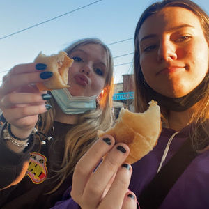 Meet your Posher, Isobel